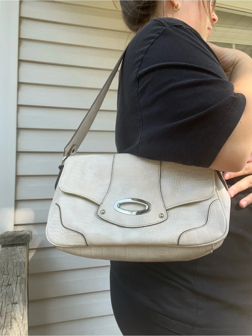 Liz Claiborne chic cream